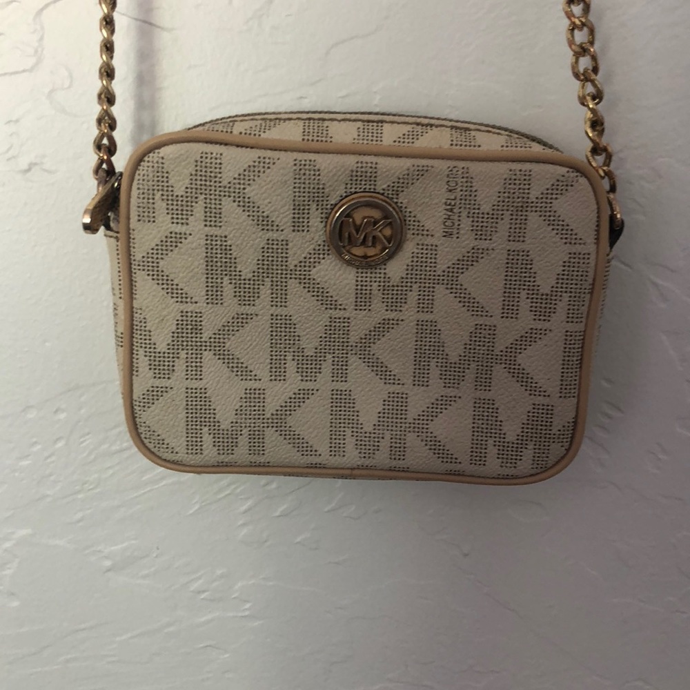 Michael Kors mini jet set crossbody